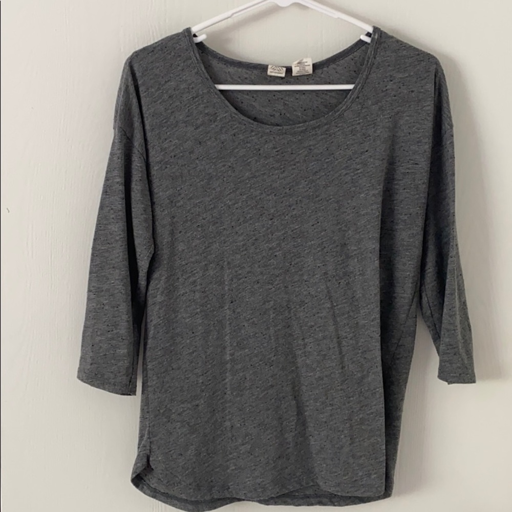 Heather gray 3/4 tee